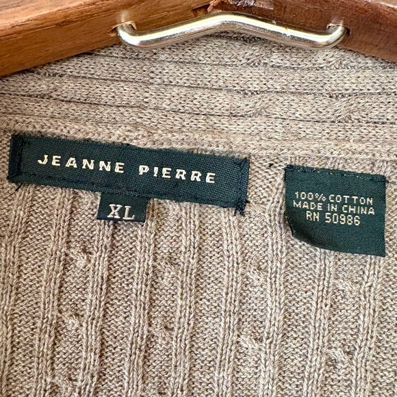 Jeanne Pierre Cableknit open cardigan sweater in taupe brown - Picture 8 of 10